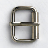 Metal thread rolling buckles