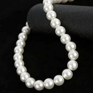 Glass pearl beads in string