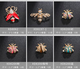 Bee broches with diamnate / pearl