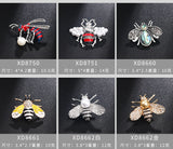 Bee broches with diamnate / pearl