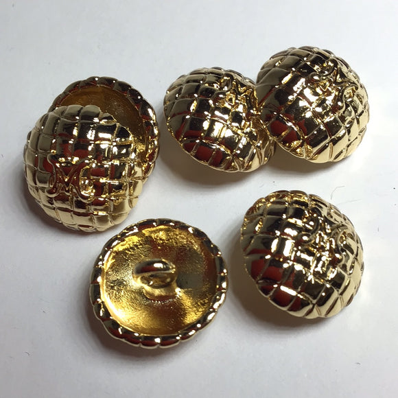 Woven crossed shank buttons with letter M