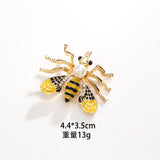 Bee broches with diamnate / pearl