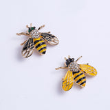 Bee broches with diamnate / pearl