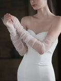 New - wedding veil and gloves