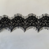 Double scalloped eyelash Chantily lace