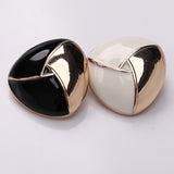 NEW-Triangle oildrop shank button