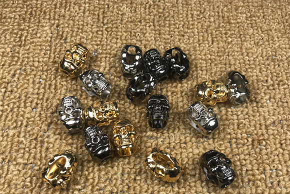 New - Skull toggle