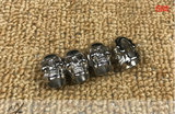New - Skull toggle