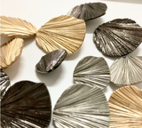 Shell look shank buttons