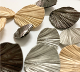 Shell look shank buttons