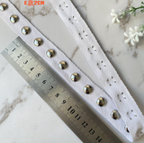Studs on herringbone tape