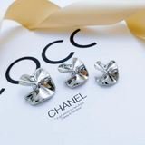 NEW-Scrunched metal shank buttons