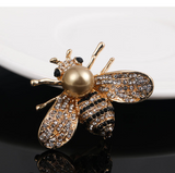 New - Diamante broches