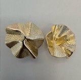 {2026 NEW} Oversized pleated gold-toned metal buttons