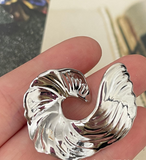 {2026 NEW}  sculptural gold-plated spiral statement metal shank buttons