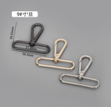 Sequare Push Gate swivel Hooks - Dog clips