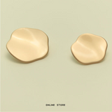 Cloud shape shank buttons