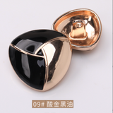 NEW-Triangle oildrop shank button