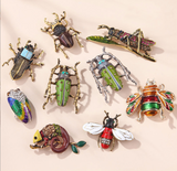 Bee broches with diamnate / pearl
