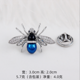 Bee broches with diamnate / pearl