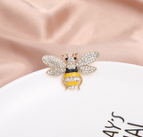 Bee broches with diamnate / pearl