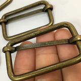 Flat threading metal slider