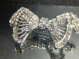 Diamanté bow safety pin