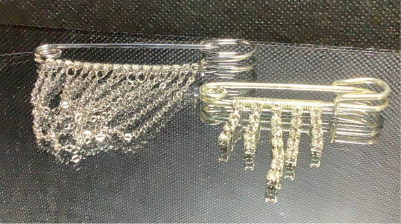 Crystal tassel pin