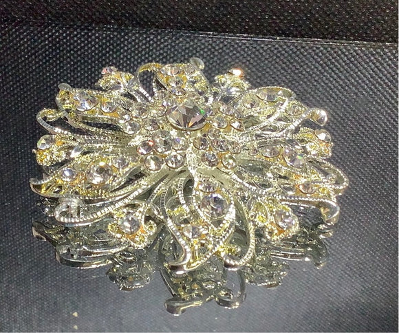 Flower Diamanté brooches