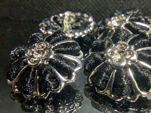 Weaved metal flower shank button