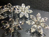 Diamonte flower shank button 20mm