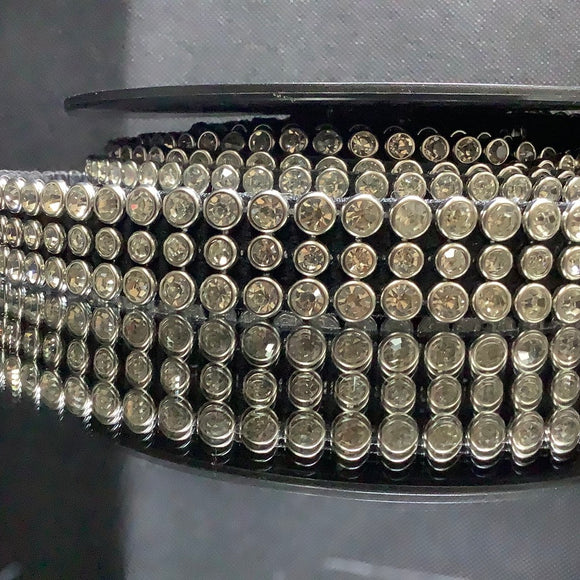 Dance stud diamond trim – www.jimmybuttons.com.au