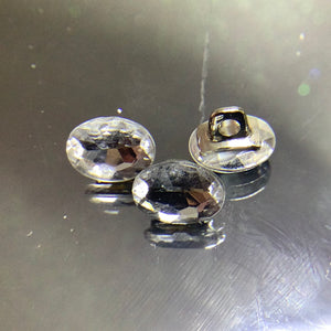 Oval shaped diamanté shank button