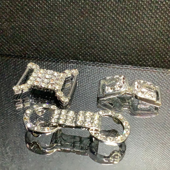 Diamanté shoe buckle