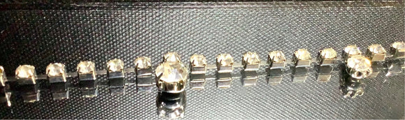 Diamanté Chain decor