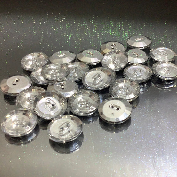 Circle disk two hole crystal button