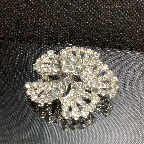 Crystal spindle flower brooches
