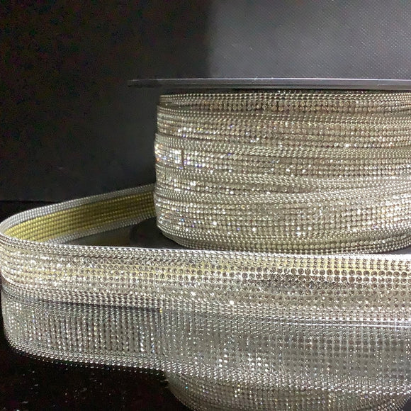Iron on diamanté trim with chain edging