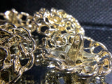 Hollow chain flower Button