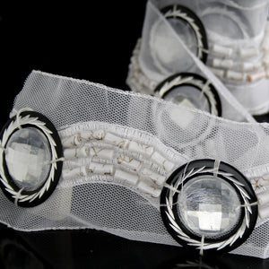Cleva Swoon Ornate Trim