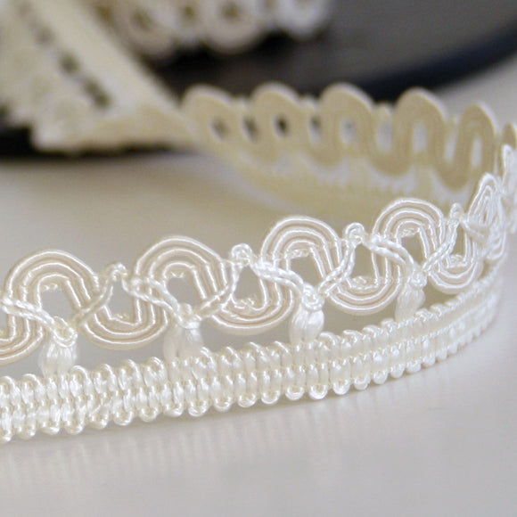 Scallop braid cream 20mm