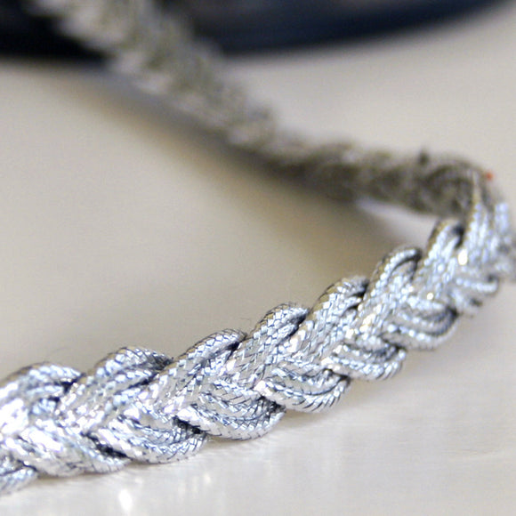Plaited silver trim 12mm