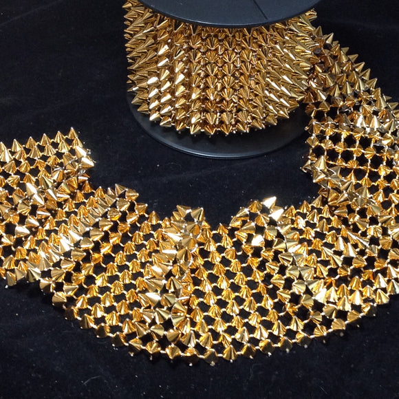 Metallic spike trim