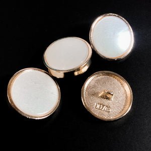 Sultan Shank Button