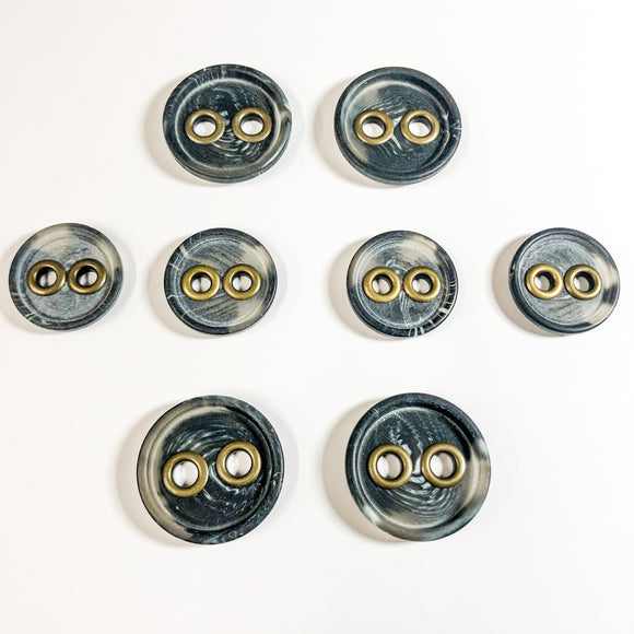 Hamilton Eyelet Button