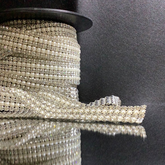 Crystal pearl in metal backing