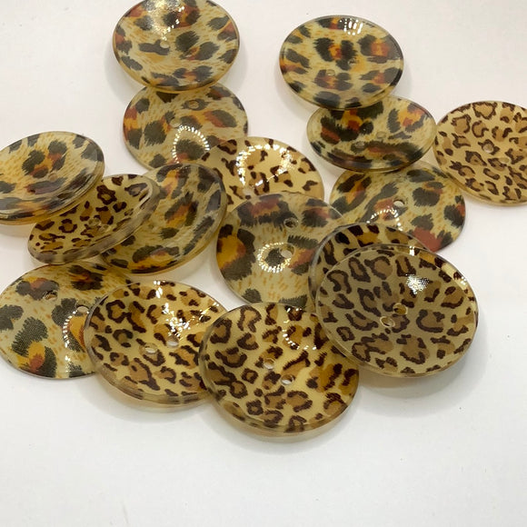 Leopard Buttons Leopard curved button – www.jimmybuttons.com.au