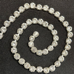 Round diamanté chain ribbon