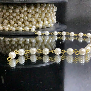 Full ball pearl beads on loop chain