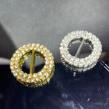 Round crystal buckle - Diamante on claw
